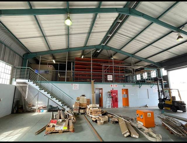 INDUSTRIAL PROPERTY TO RENT IN HENNOPSPARK